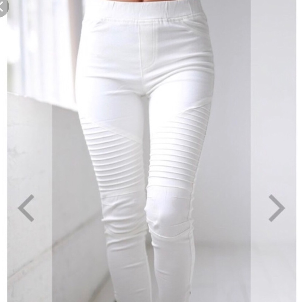 NEW💕Off White Moto Jeggings by Umgee‼️ Sm-Lrg